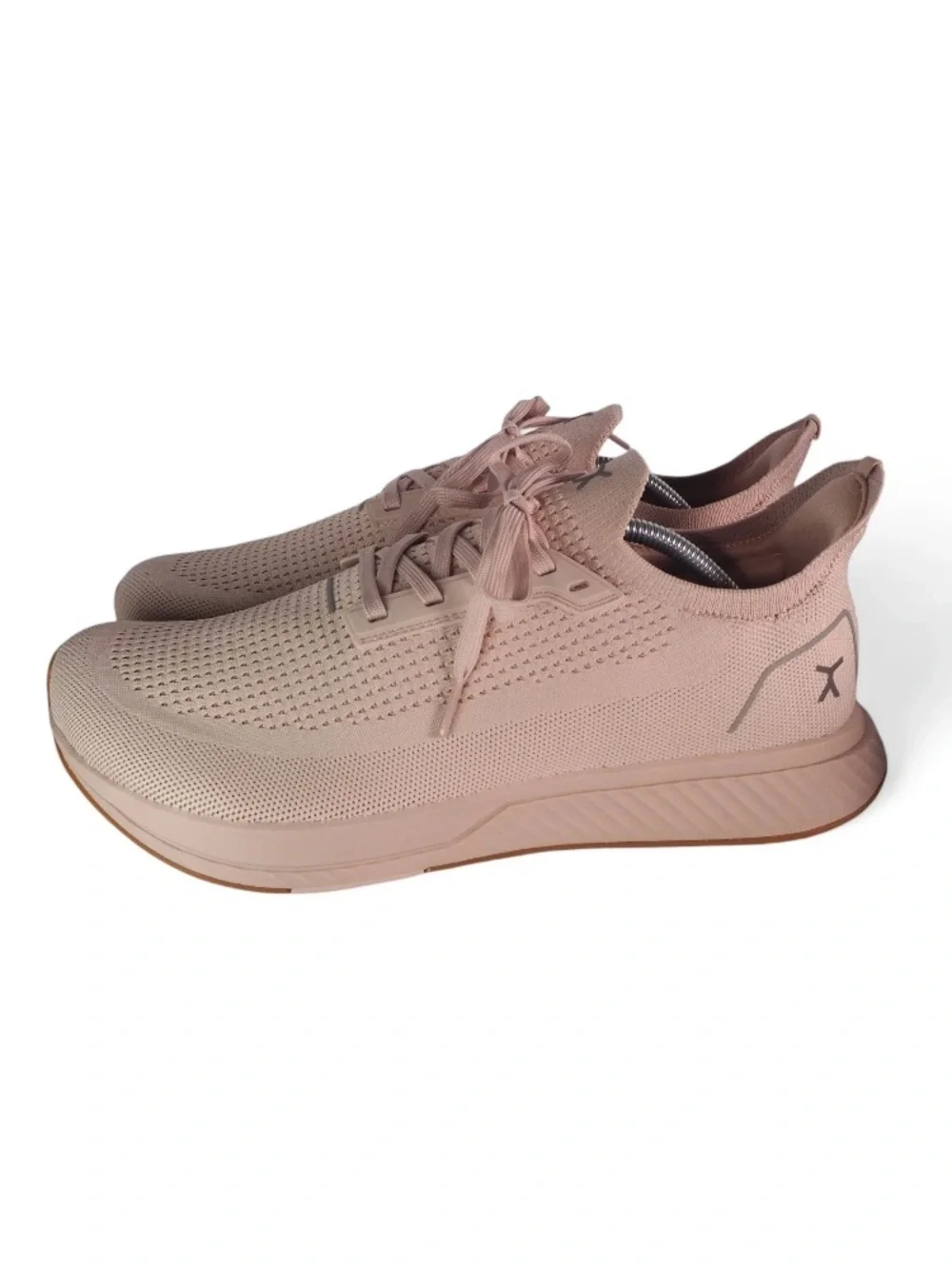 Flax Women’s Pink Knit Lace-Up Athletic Sneakers